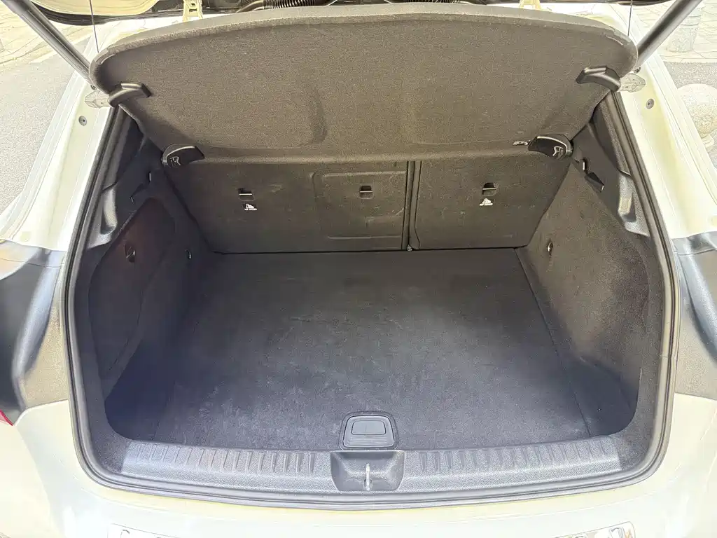 MERCEDES-BENZ GLA AMG