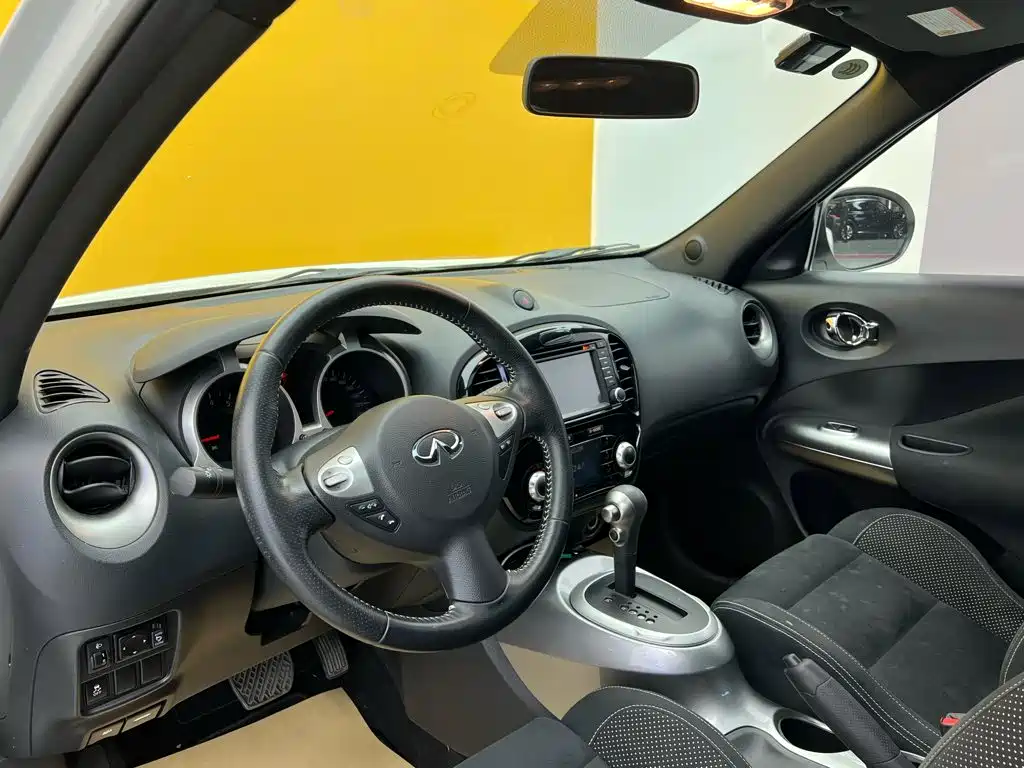 Infiniti ESQ — миниатюра 28