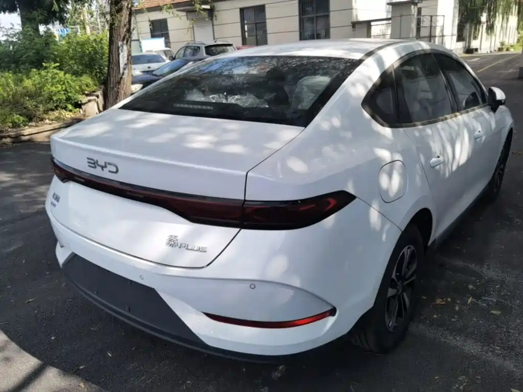 BYD Qin Plus PLUS 2025 DM-i Smart Drive 128KM