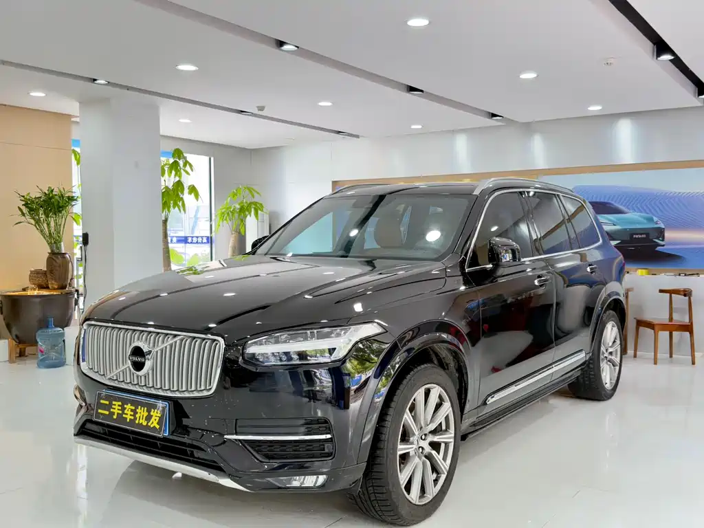 Volvo XC90 2019 T6 7 мест V
