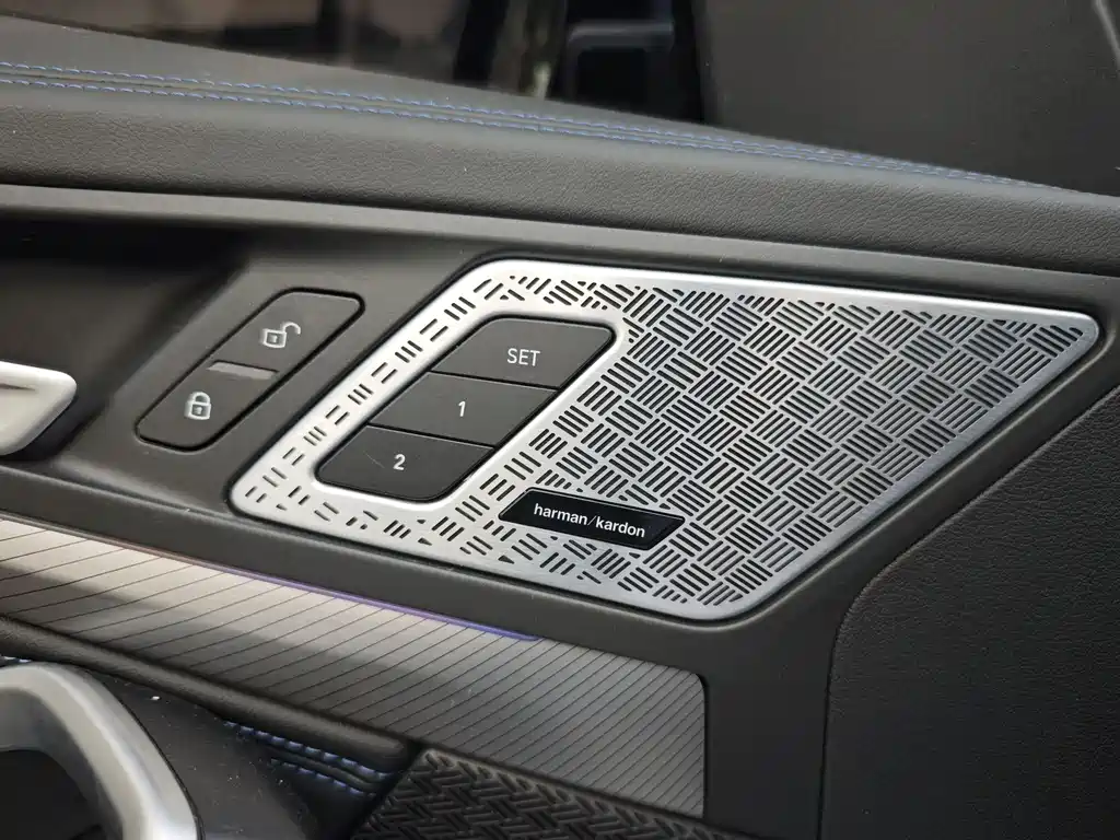 BMW X1 M35Li — миниатюра 8