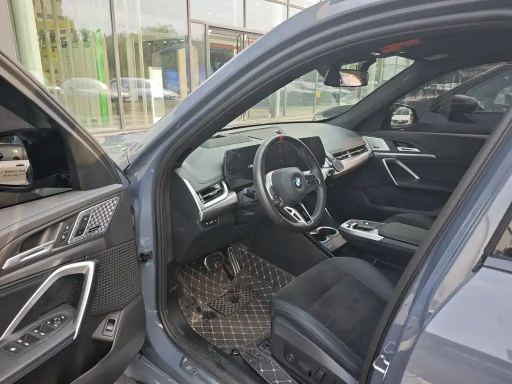 BMW X1 M35Li — миниатюра 5