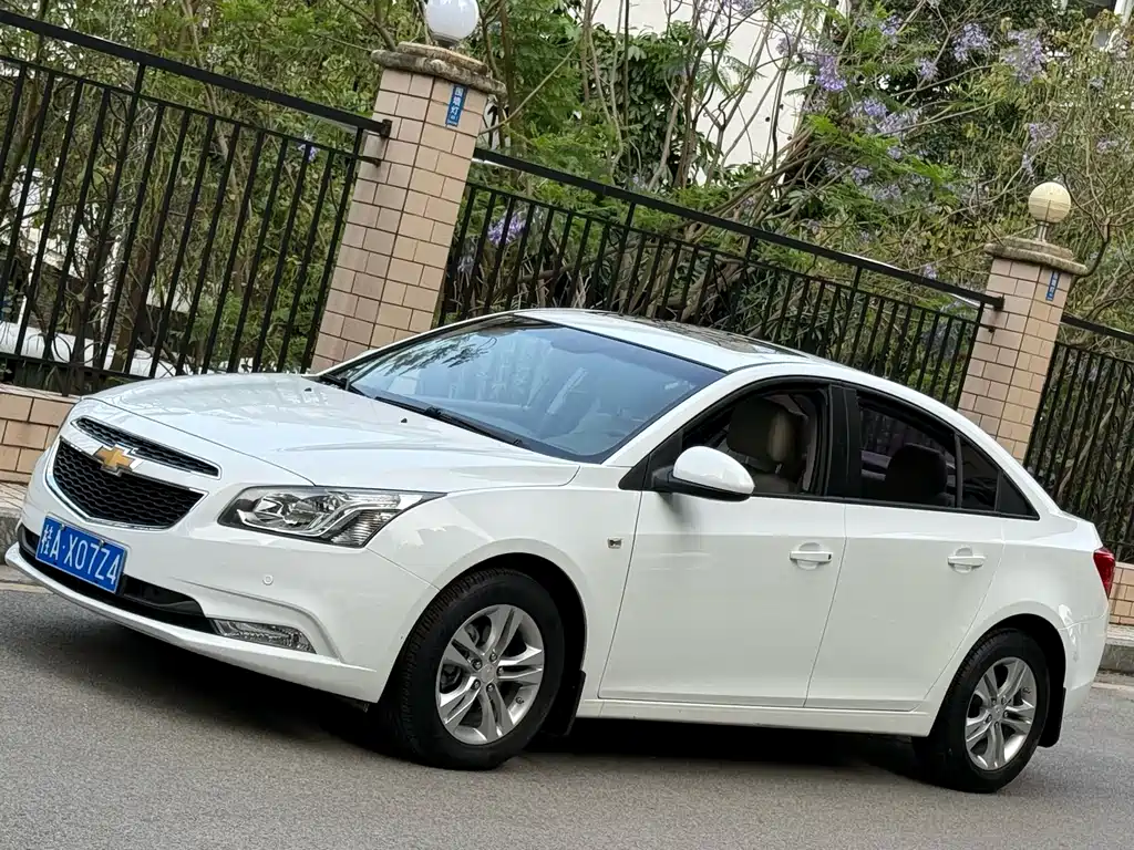 Купить Chevrolet Cruze