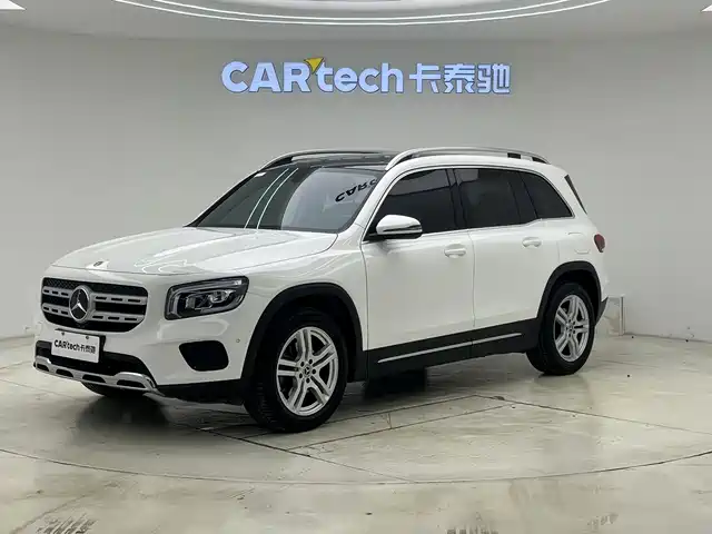 MERCEDES-BENZ GLB