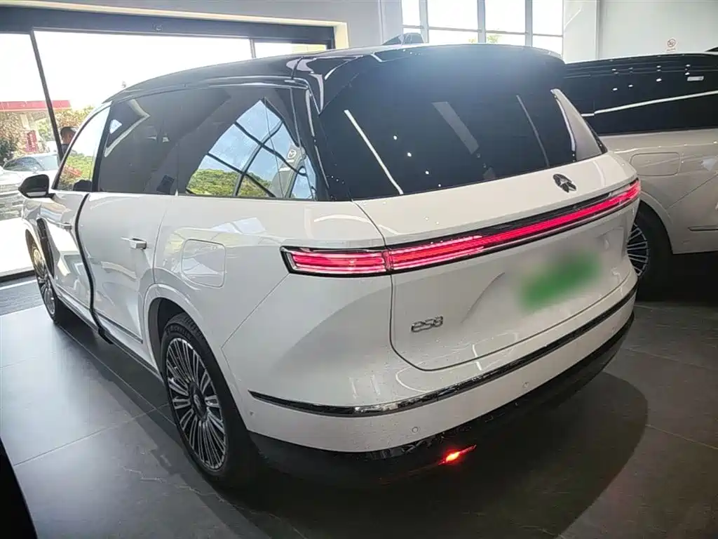 NIO ES8 2026 мест Executive Luxury