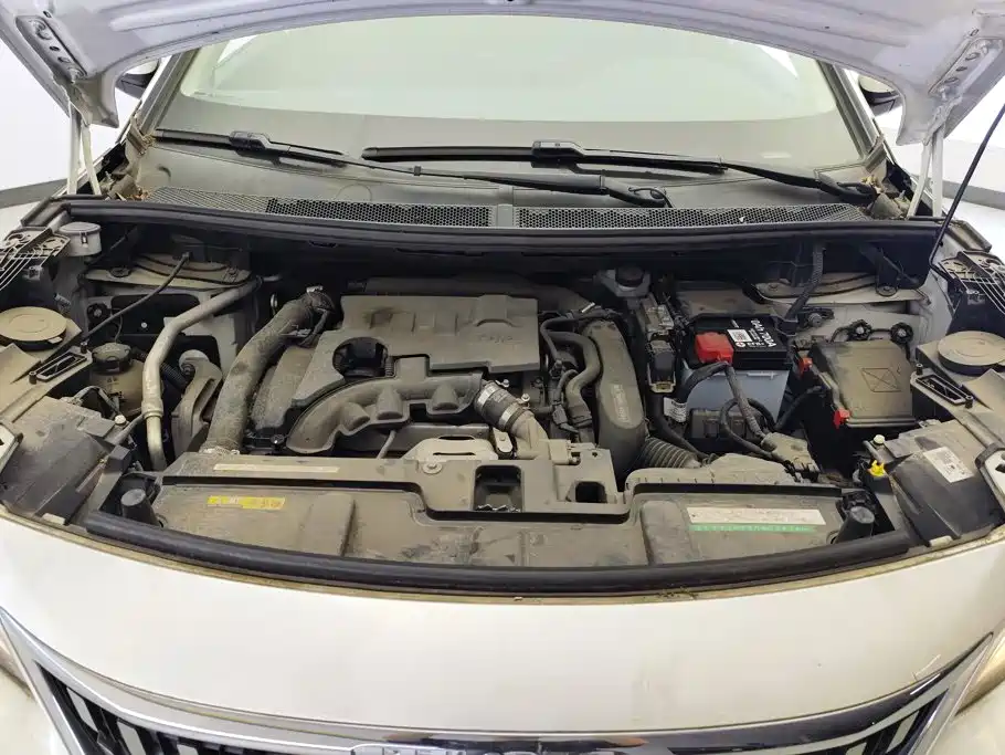 Peugeot 4008 — миниатюра 10