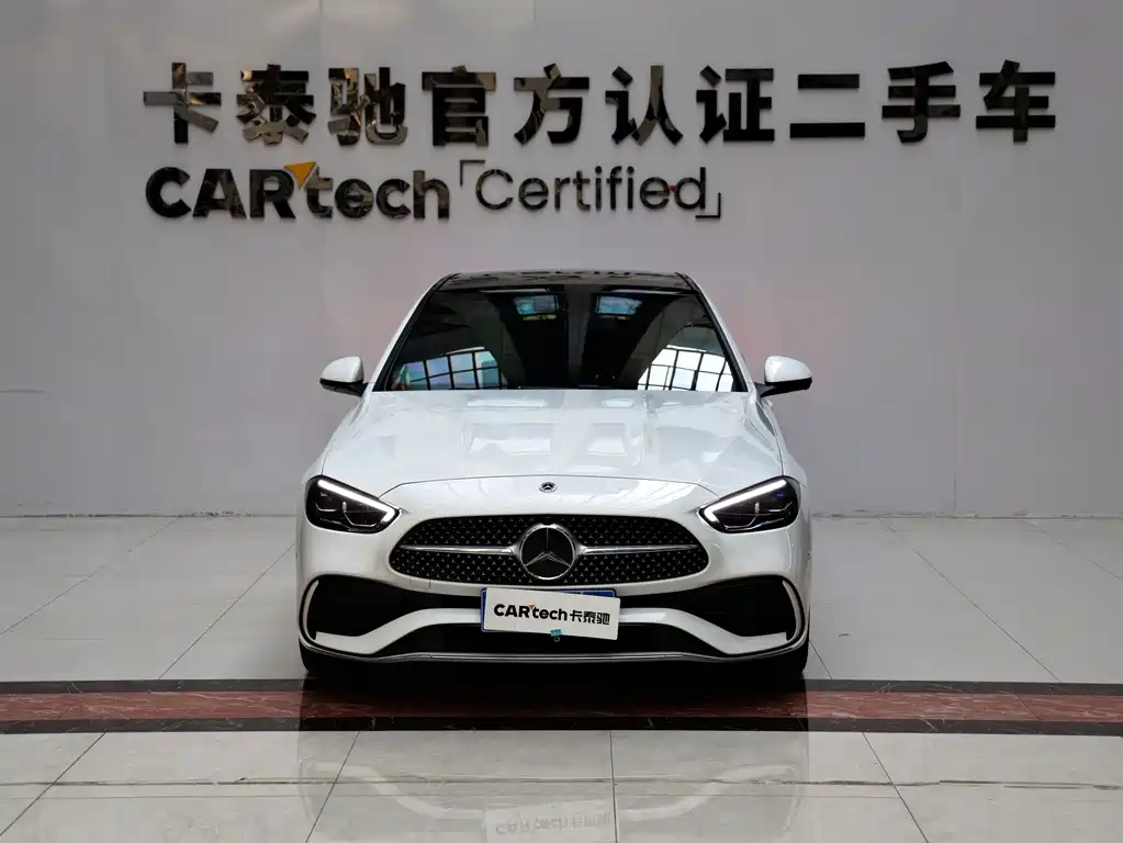 Mercedes-Benz C-Class — миниатюра 2