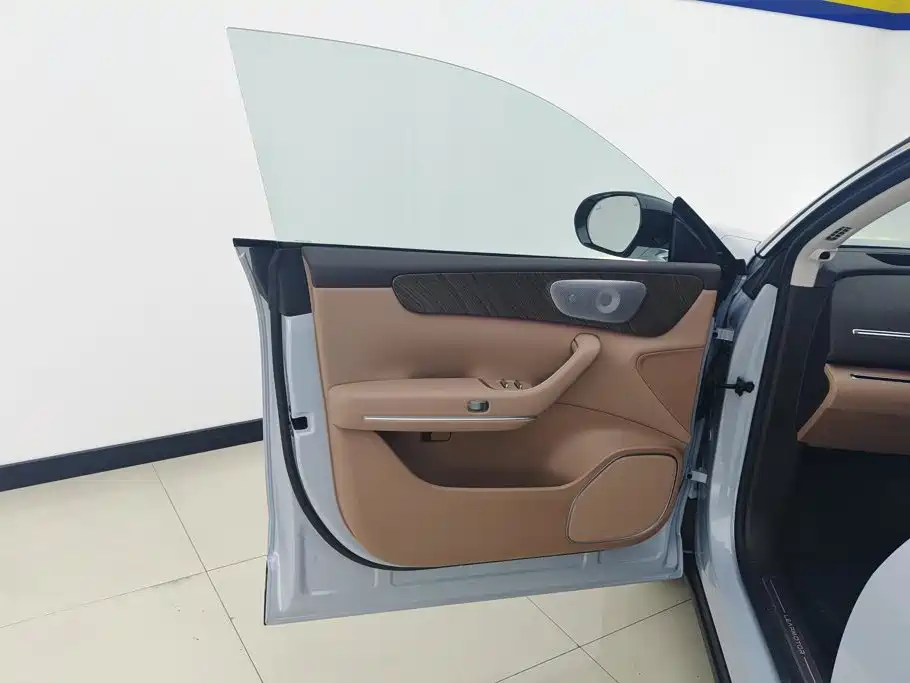Leapmotor C11 2026 640