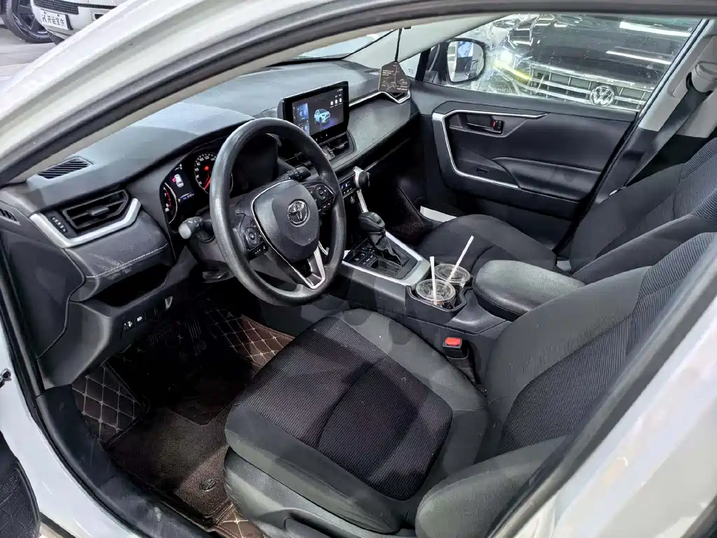 TOYOTA RAV4 RONGFANG