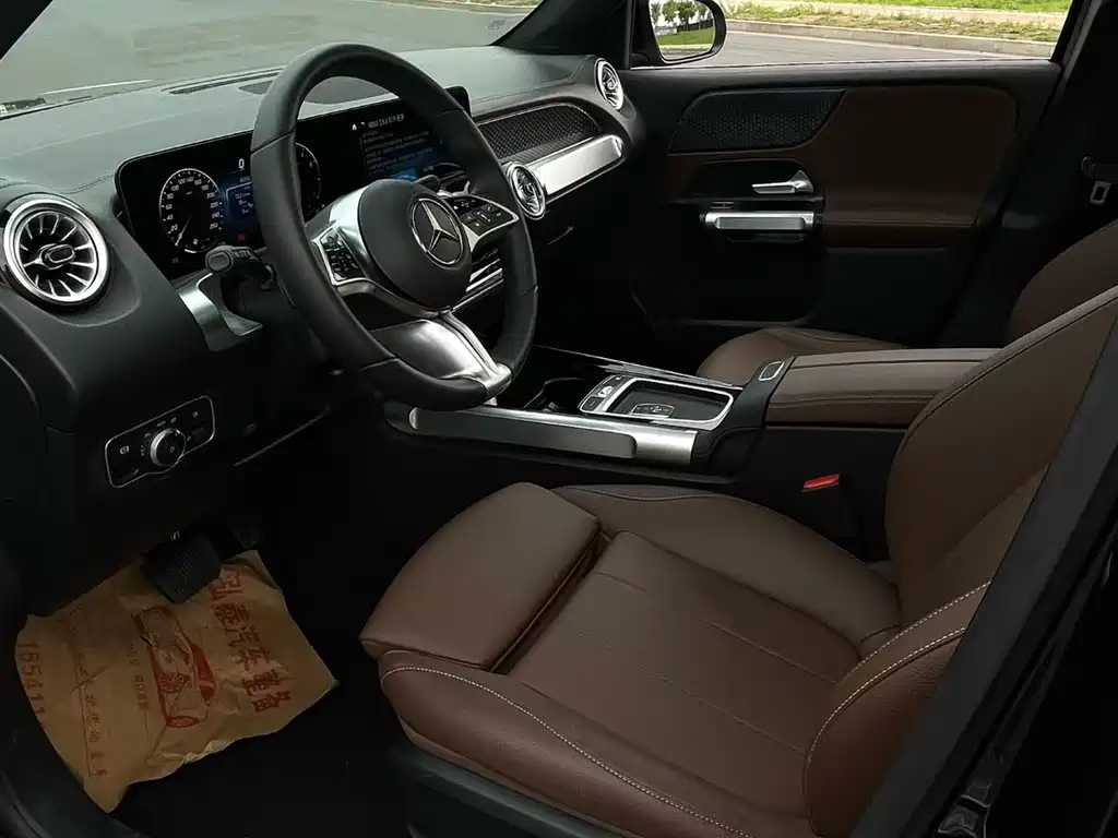 Mercedes-Benz GLB 2024 GLB 220