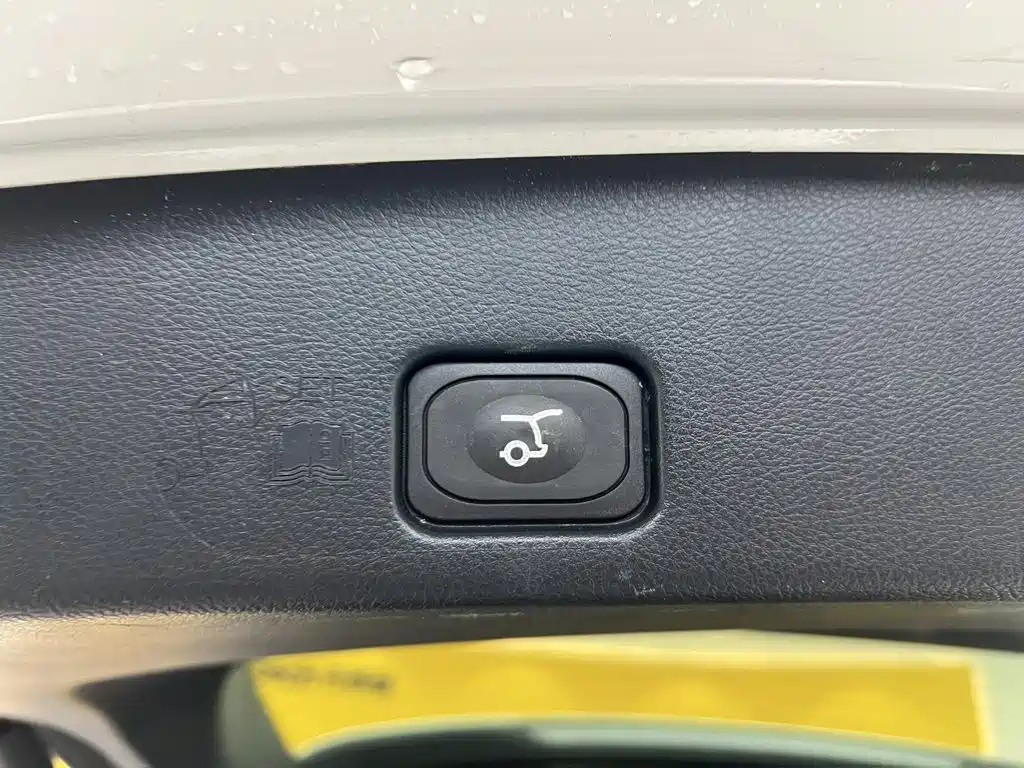 Ford Edge — миниатюра 24