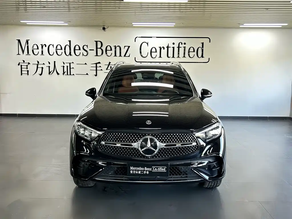 MERCEDES-BENZ GLC