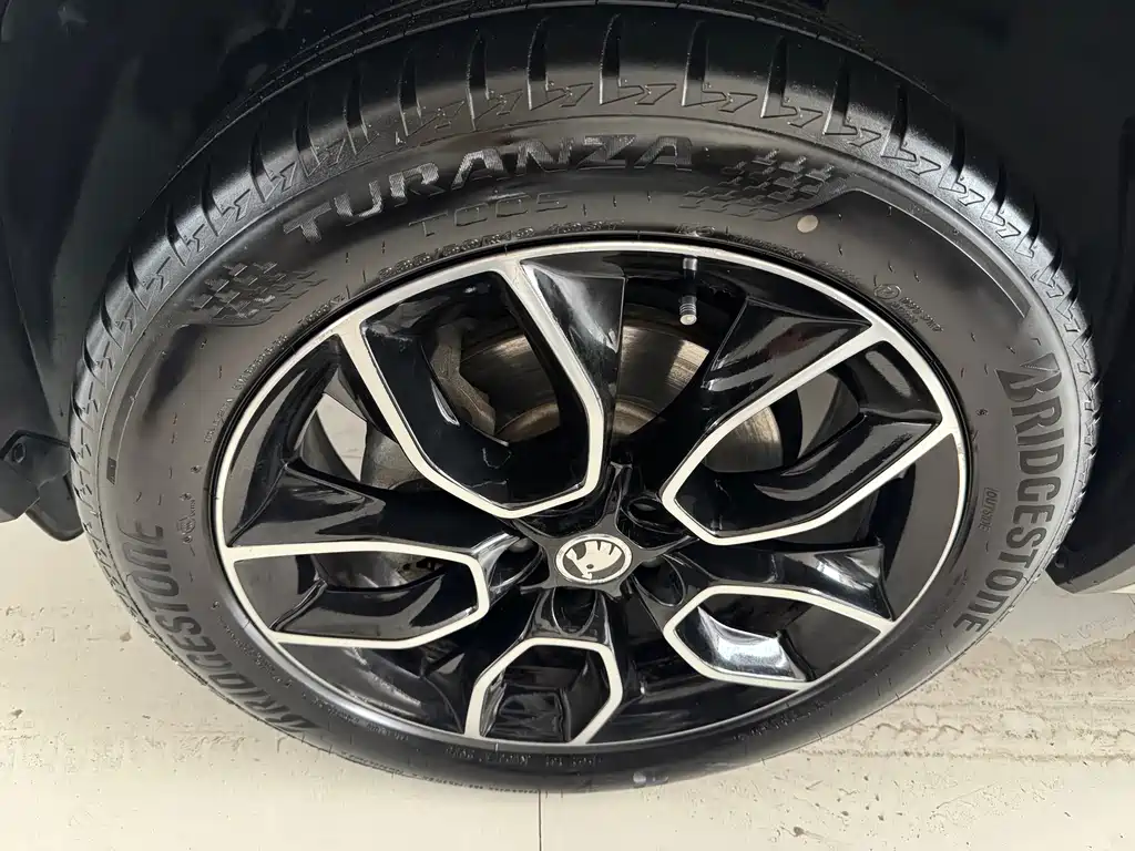 Skoda Kodiaq GT — миниатюра 12