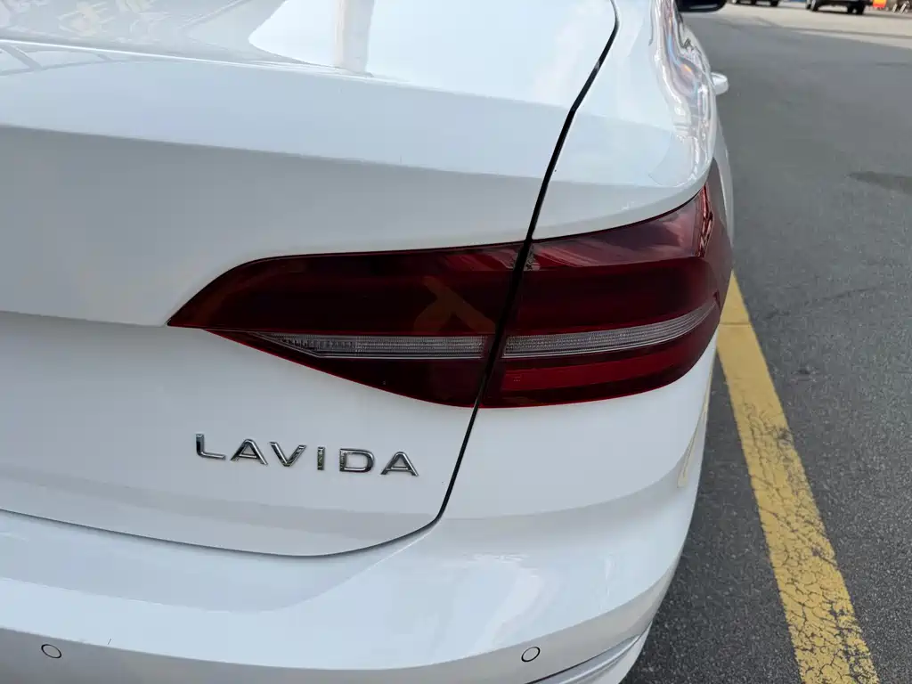 Volkswagen Lavida 2022 1.5L AT