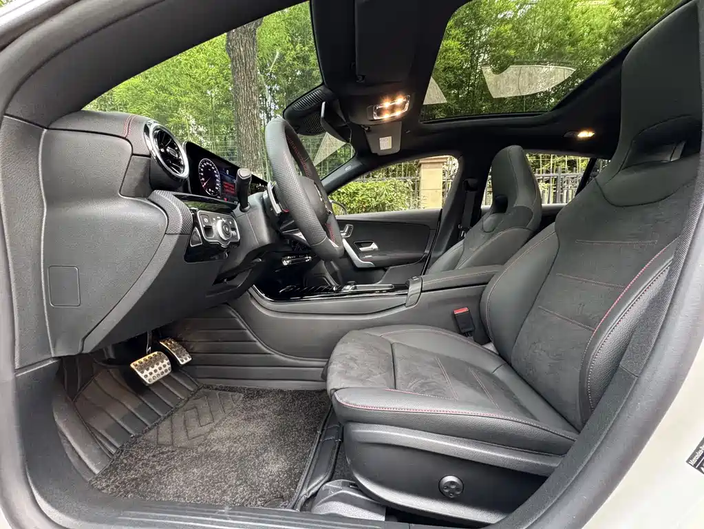 Mercedes-Benz CLA 2026 CLA 200