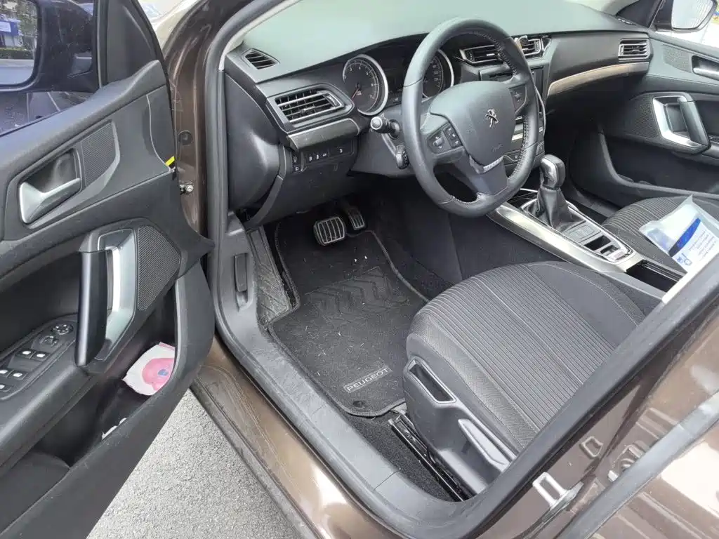 Peugeot 408 — миниатюра 17