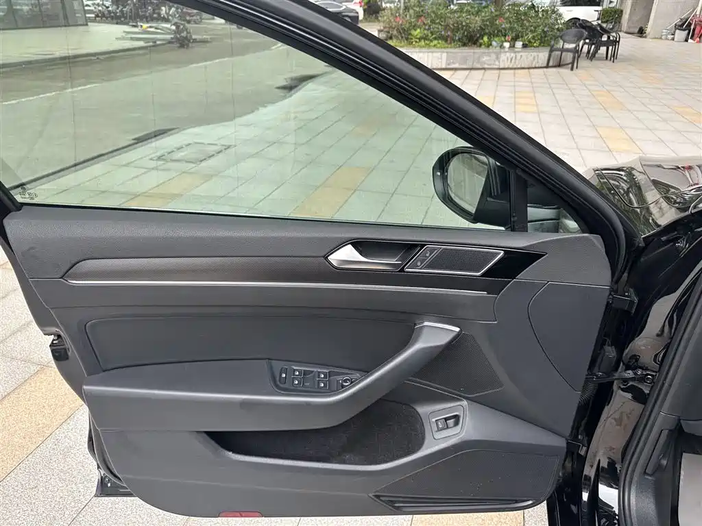 Volkswagen Magotan 2020 330TSI DSG Luxury