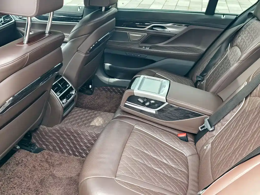 BMW 7 Series — фотографии объявления, Фото 25
