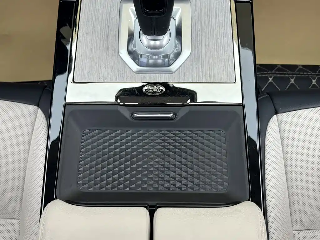 Land Rover Evoque — миниатюра 20