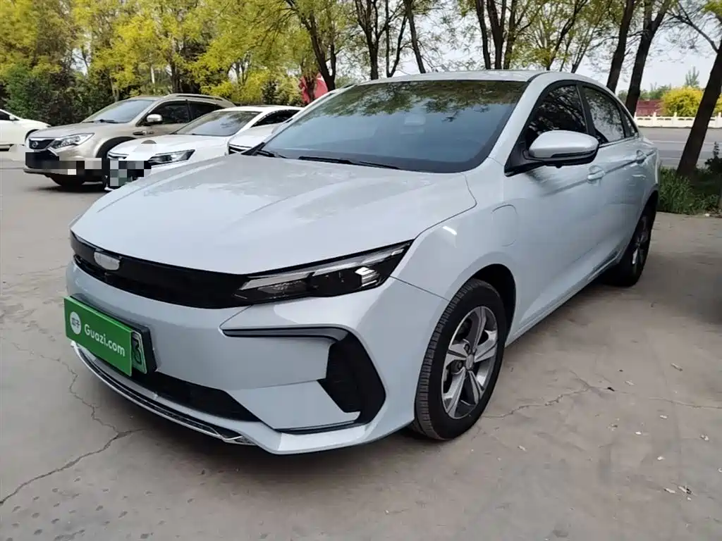 Geely L HiP 2024