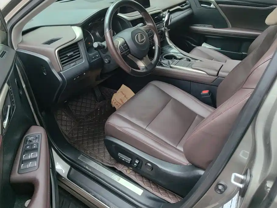Lexus RX — миниатюра 9