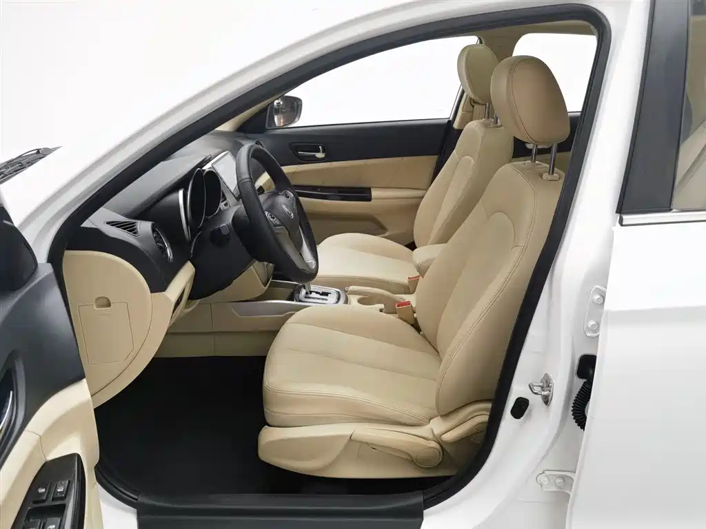 Changan Eado 2015 1.6L AT Luxury
