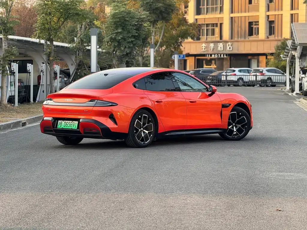 XIAOMI CAR XIAOMI SU7