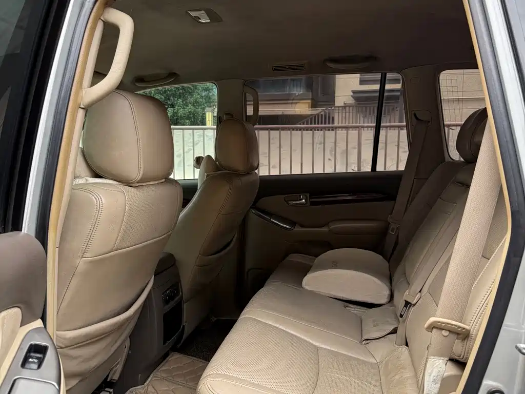Toyota Prado (Import) — миниатюра 12