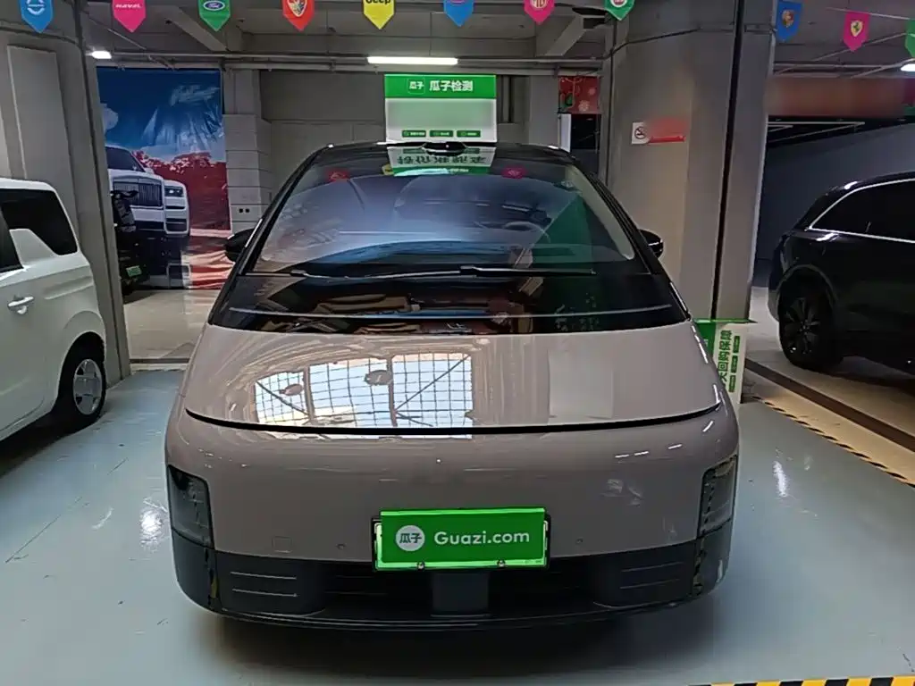 Li Auto Li MEGA — миниатюра 3