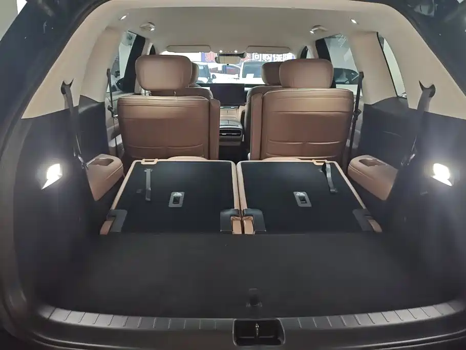Wuling Xingguang L — миниатюра 4