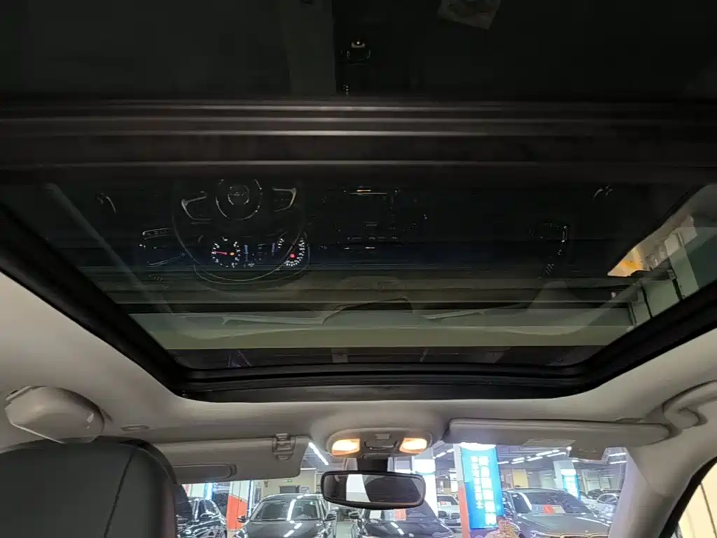 Jeep Compass — миниатюра 18