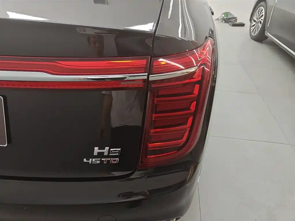 Hongqi H9 2020 2.0T