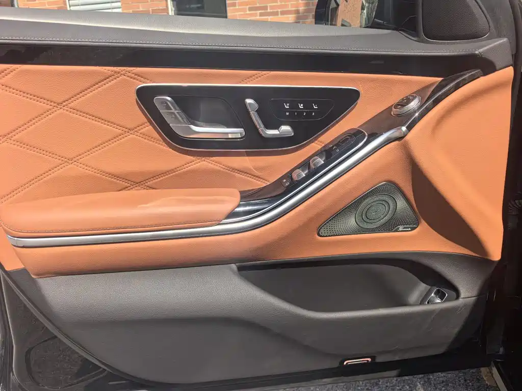 Mercedes-Benz S-Class — миниатюра 28