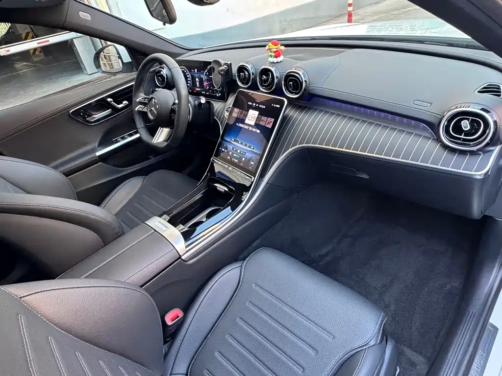 Mercedes-Benz C-Class — миниатюра 15