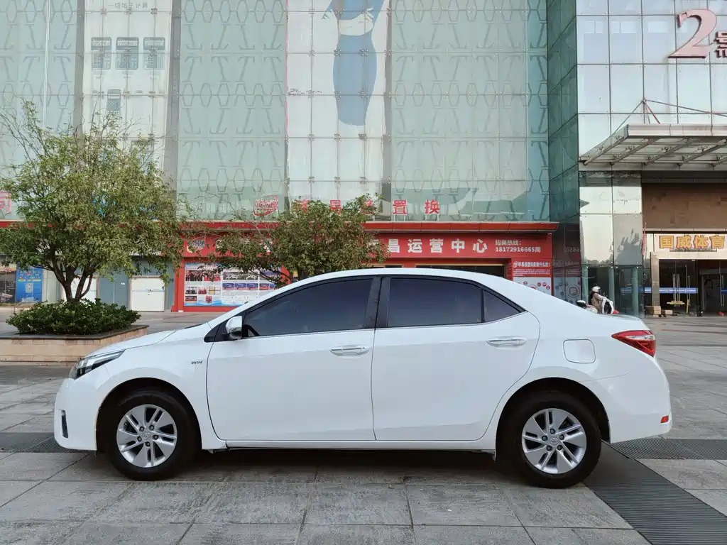 Toyota Corolla — миниатюра 4