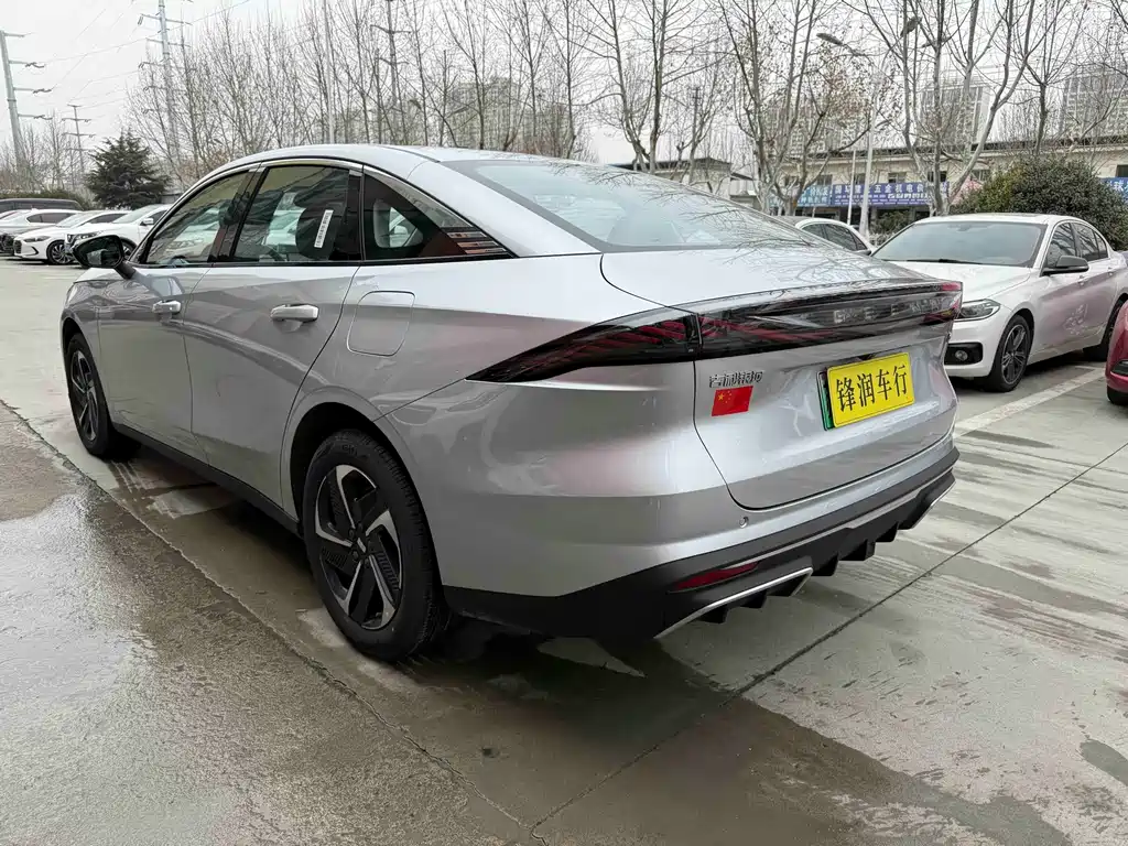 GEELY GALAXY GALAXY L6