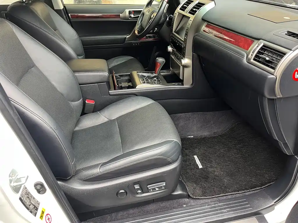 Lexus GX — миниатюра 16