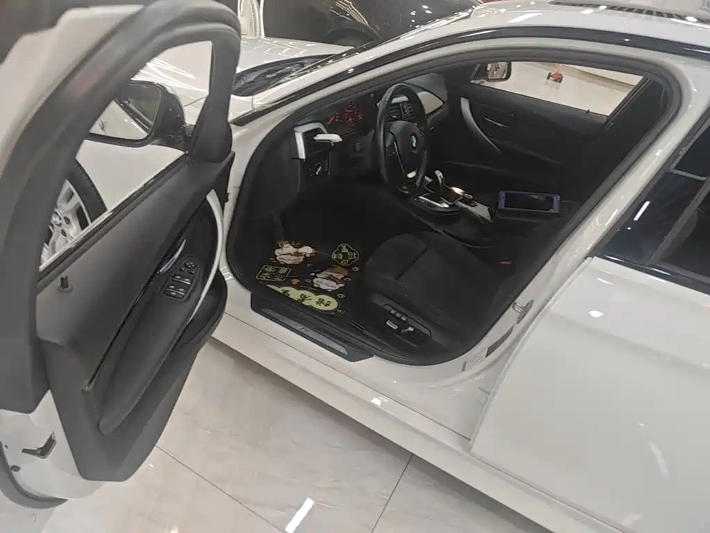 BMW 3 Series — миниатюра 16