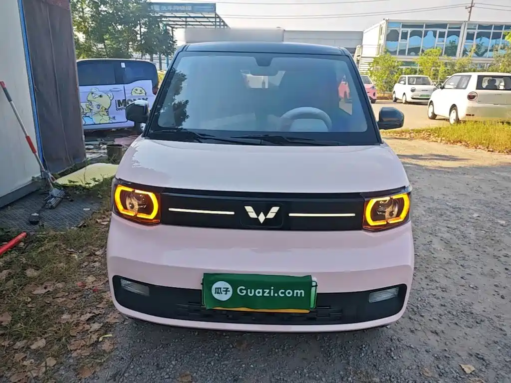 Wuling MINIEV — миниатюра 3