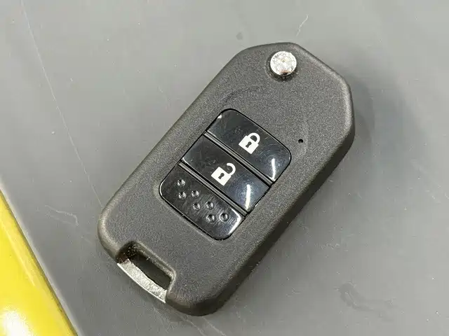 Honda Fit — миниатюра 6