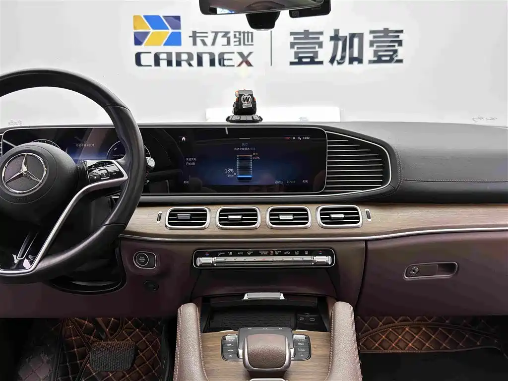 Mercedes-Benz GLE New Energy — миниатюра 12