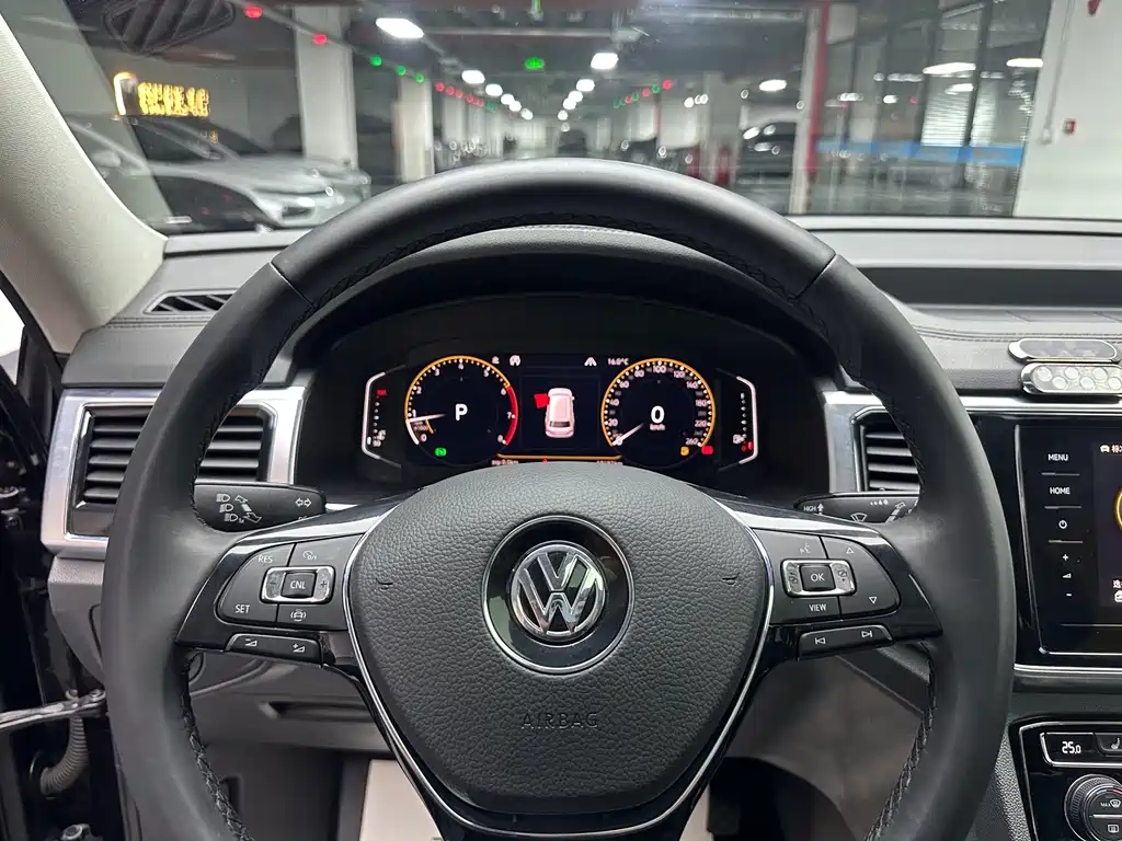 VOLKSWAGEN TOURANG