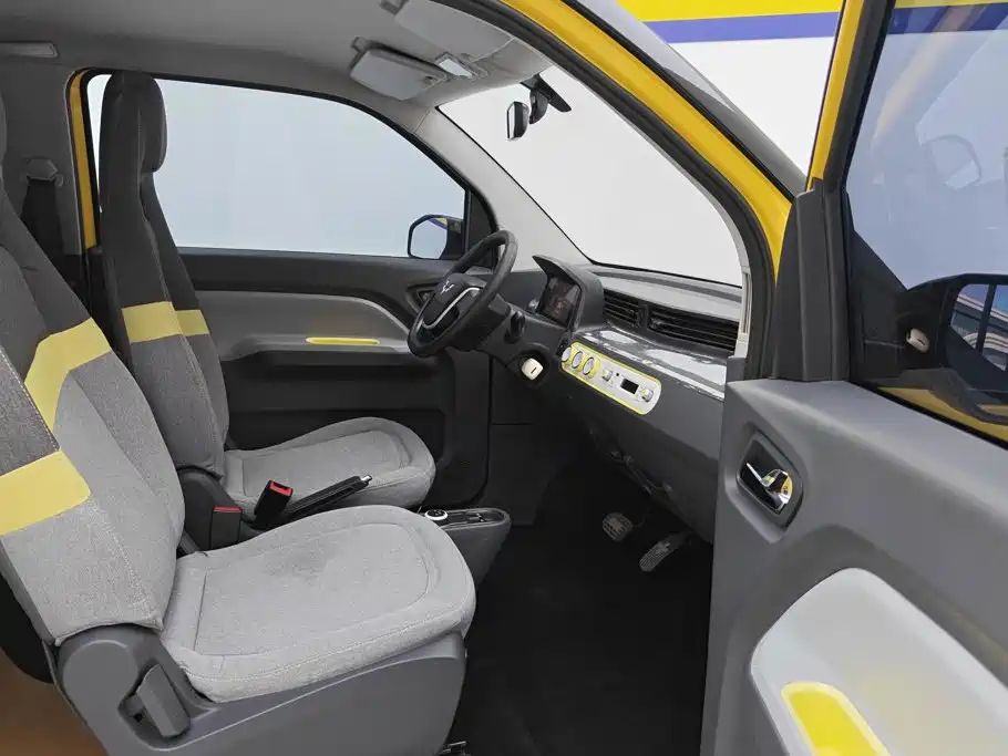 Wuling MINIEV — миниатюра 8