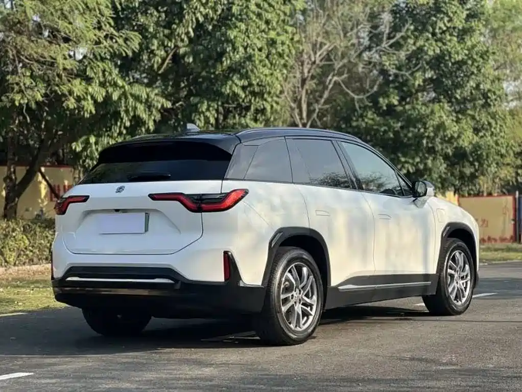 NIO ES6 — миниатюра 9