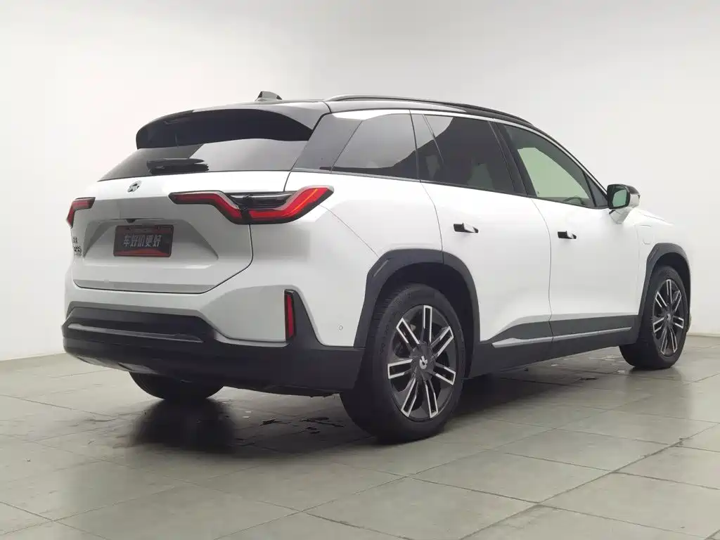 NIO ES6 — миниатюра 2