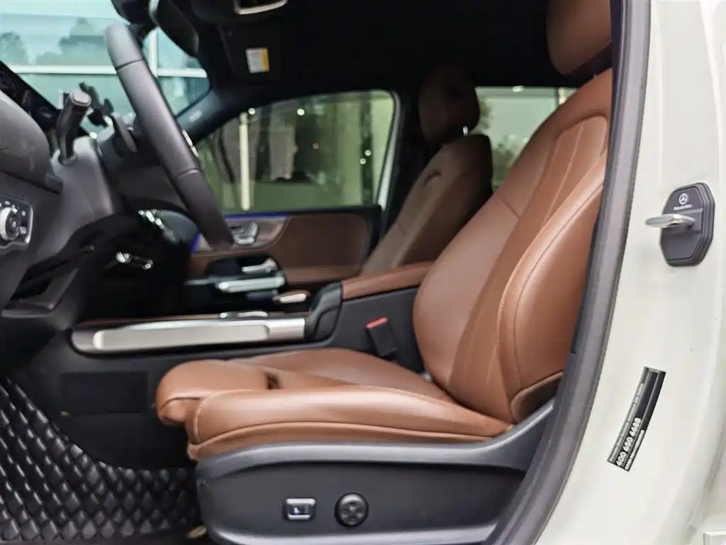 Mercedes-Benz GLB 2023 GLB 220 Fashion