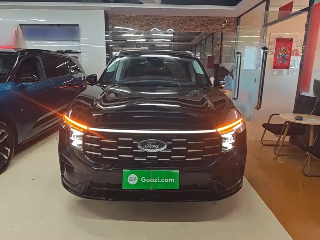 Ford Edge — миниатюра 3
