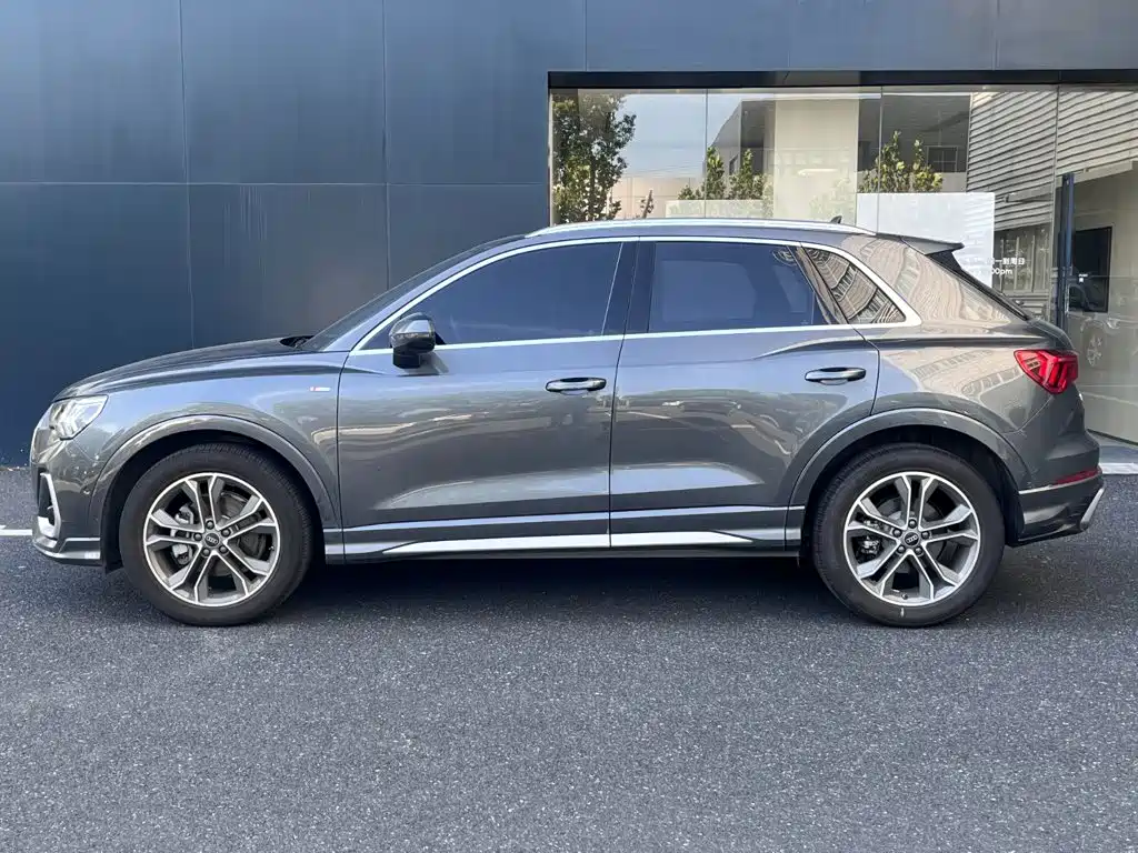 Audi Q3 — миниатюра 4