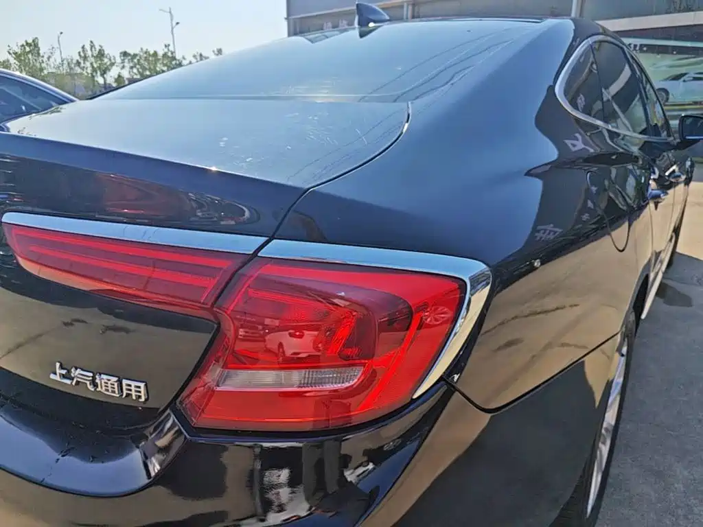 Buick LaCrosse — миниатюра 8