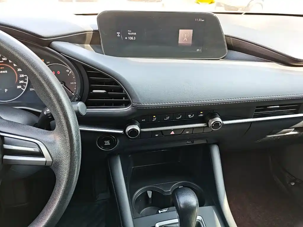 Mazda 3 Axela — миниатюра 13